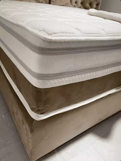 neu-boxspringbett_handgearbeitet_180x200-fr-nur-1699e3.png
